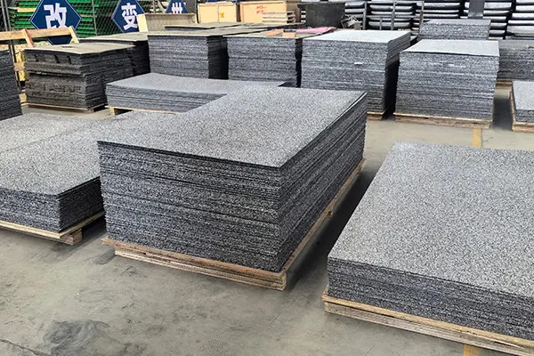 泡沫鋁板的抗壓強(qiáng)度和耐用性如何評估？